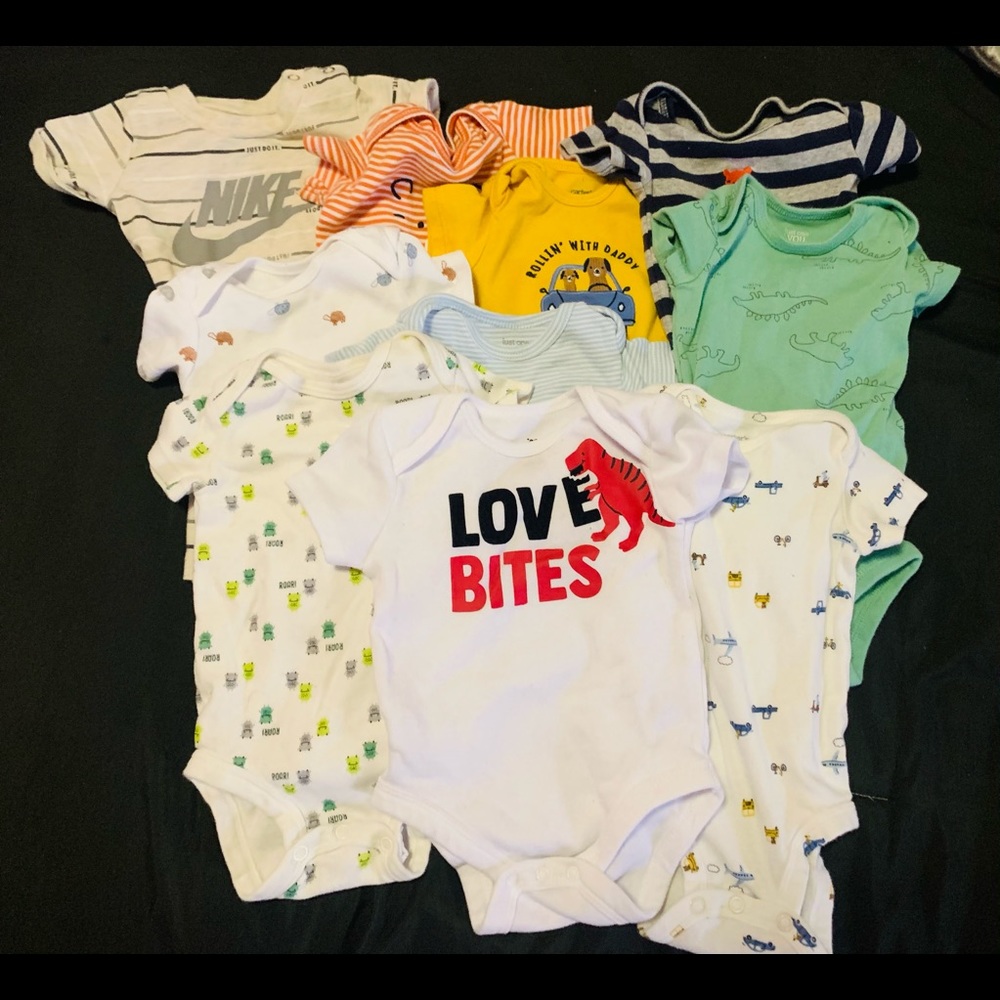Baby clothes bundle